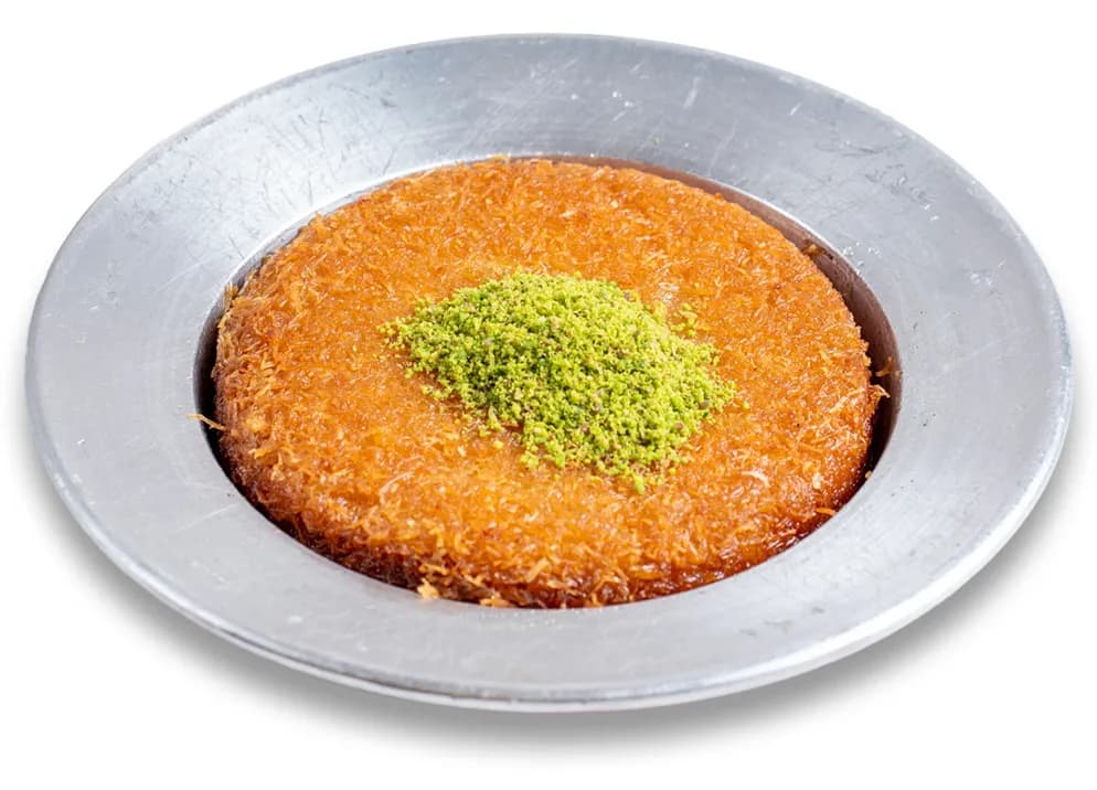 كنافة أنطاكيا الساخنة بالفستق الحلبي